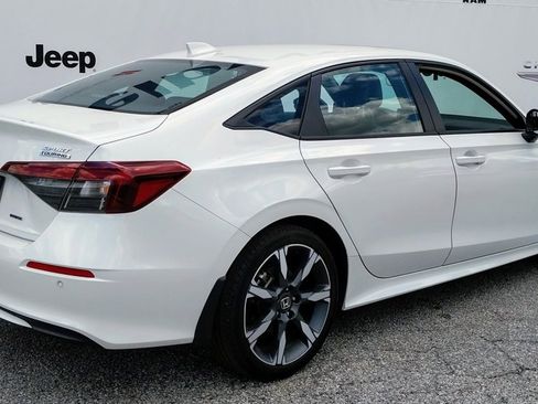 Used 2025 Honda Civic Sport Touring image 6