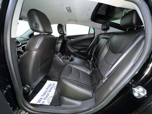 Used 2017 Chevrolet Volt Premier w/ Driver Confidence II Package FWD image 27