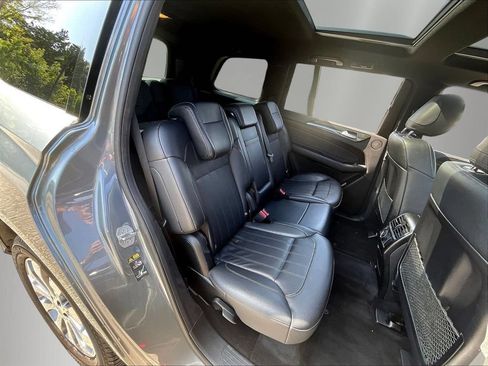 Used 2019 Mercedes-Benz GLS 450 4MATIC image 26