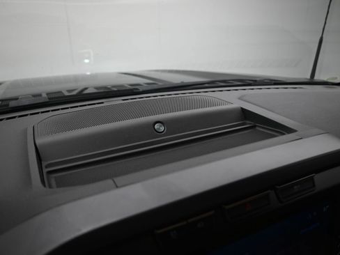 Used 2021 Ford F150 Lariat w/ Equipment Group 502A High image 19