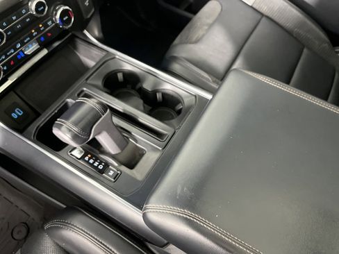 Certified 2022 Ford F150 Raptor w/ Raptor 37 Performance Package image 22