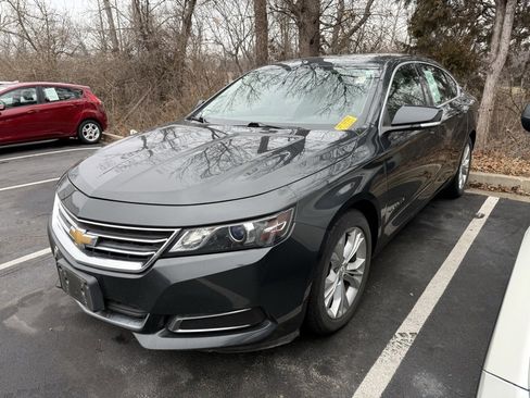 Used 2015 Chevrolet Impala LT image 3