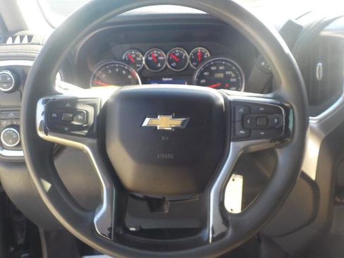Used 2019 Chevrolet Silverado 1500 LT image 12