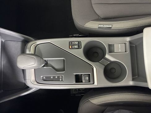 Used 2025 Subaru Crosstrek 2.0i Premium image 23