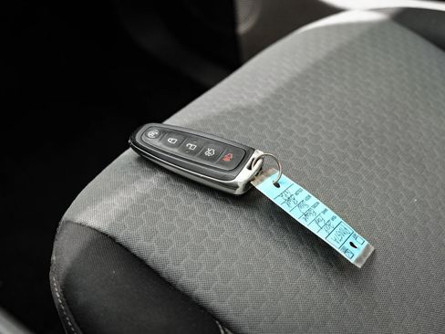 Used 2019 Ford Escape SE image 55