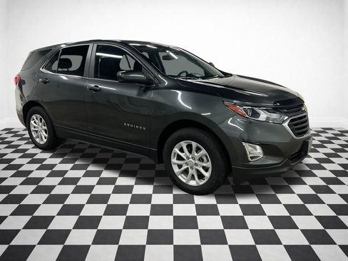 Used 2021 Chevrolet Equinox LT AWD/4WD image 2