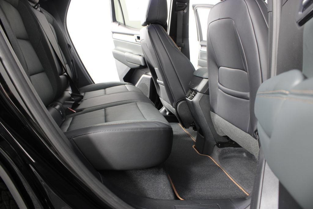 New 2027 GMC Terrain AT4 AWD/4WD image 19