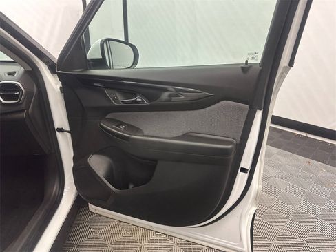 Used 2024 Chevrolet TrailBlazer LT image 15