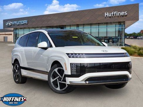 New 2026 Hyundai Ioniq 9 Calligraphy image 1