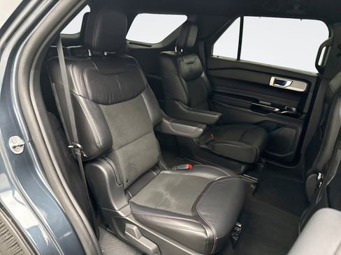Used 2023 Ford Explorer ST w/ Equipment Group 401A image 18