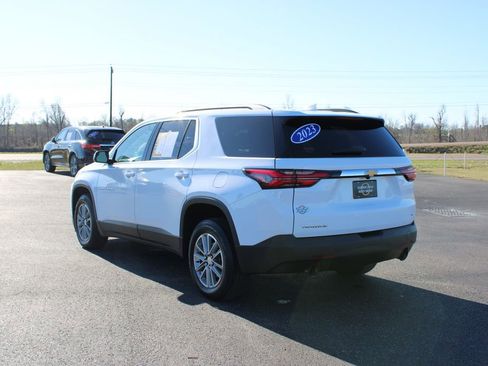 Used 2023 Chevrolet Traverse LT FWD image 7