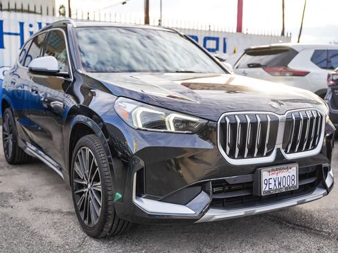 Used 2023 BMW X1 xDrive28i w/ Convenience Package image 3