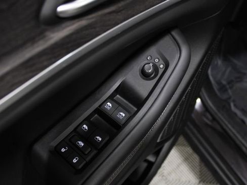 Used 2023 Jeep Grand Cherokee L Limited w/ Luxury Tech Group II AWD/4WD image 19