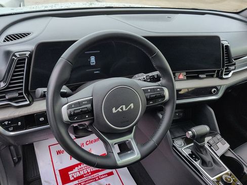 Used 2023 Kia Sportage X-Line w/ X-Line Premium Package image 9