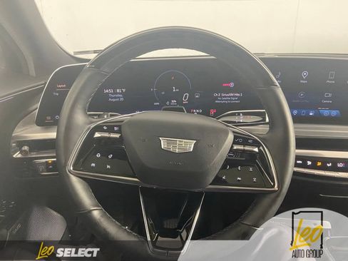Used 2024 Cadillac Lyriq Luxury AWD/4WD image 13