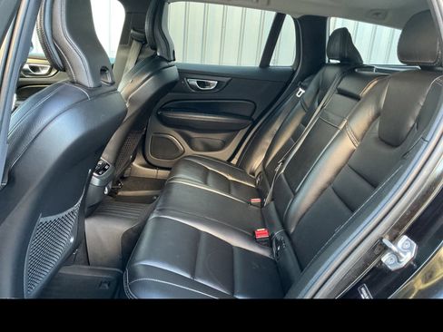 Used 2020 Volvo V60 T5 Cross Country w/ Protection Package Premier AWD/4WD image 25