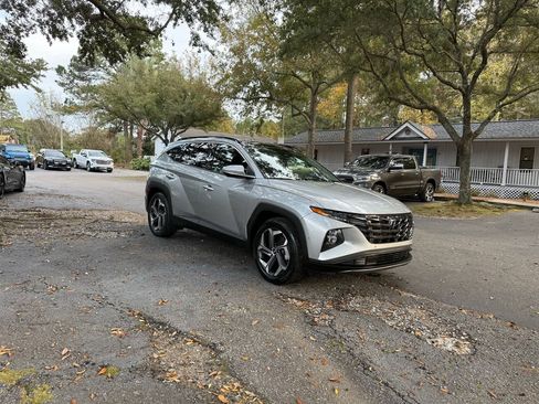 Used 2023 Hyundai Tucson Limited image 4