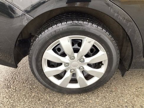 Used 2019 Subaru Impreza 2.0i image 9