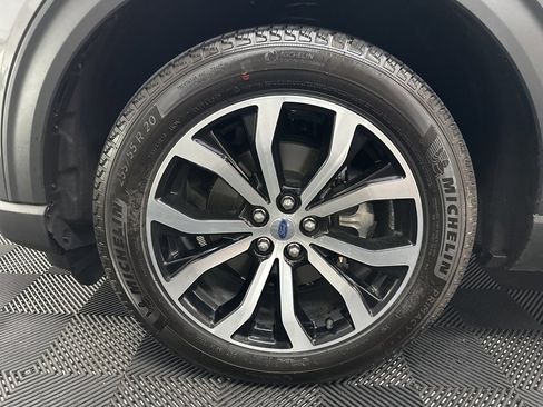 Used 2025 Ford Explorer ST-Line image 40