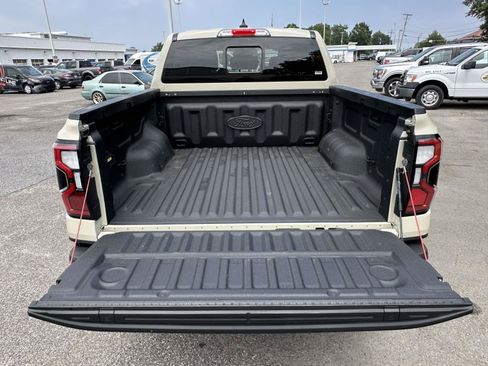 Used 2025 Ford Ranger Raptor AWD/4WD image 28
