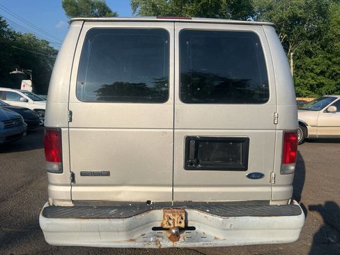 Used 2008 Ford E-150 and Econoline 150 image 6