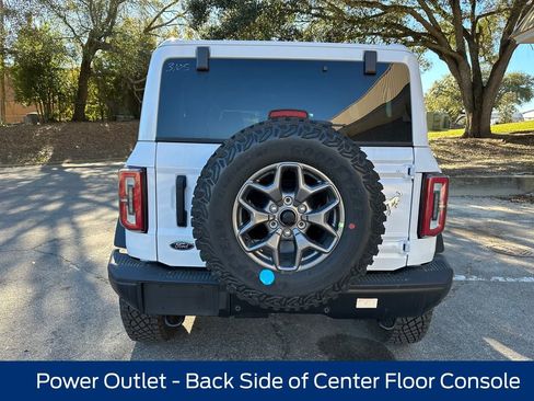 New 2025 Ford Bronco Badlands image 6