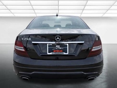 Used 2014 Mercedes-Benz C 250 Sedan image 6
