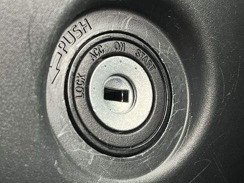 Used 2025 Toyota Corolla LE image 19