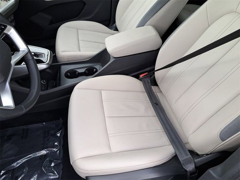 Certified 2024 Audi Q4 e-tron Premium Plus image 17