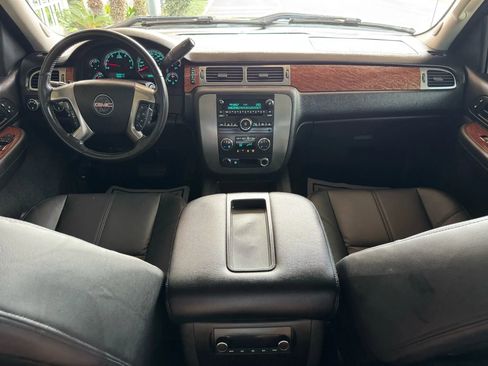 Used 2007 GMC Sierra 2500 SLT w/ Z71 Off-Road Package image 21