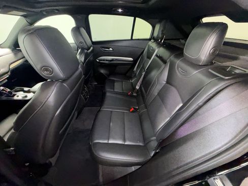 Used 2023 Cadillac XT4 Premium Luxury w/ Technology Package AWD/4WD image 25
