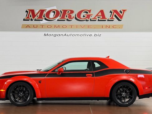 Used 2023 Dodge Challenger SRT Hellcat image 6