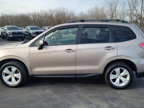 Used 2015 Subaru Forester 2.5i Premium AWD/4WD image 7