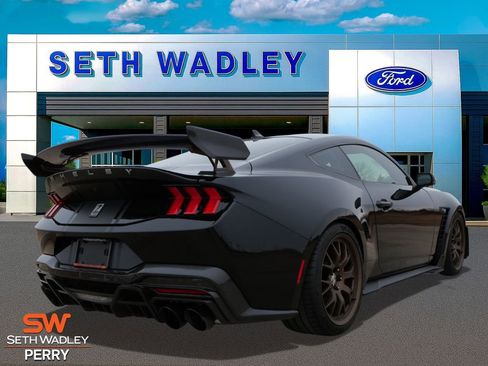 Used 2024 Ford Mustang GT Premium w/ GT Performance Package image 8