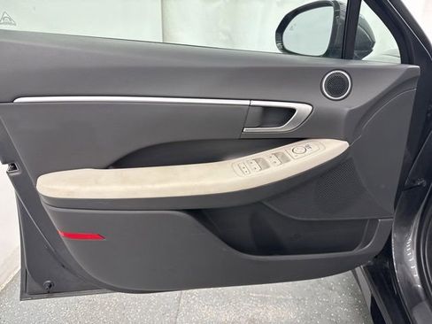 Used 2025 Hyundai Sonata SEL FWD image 18