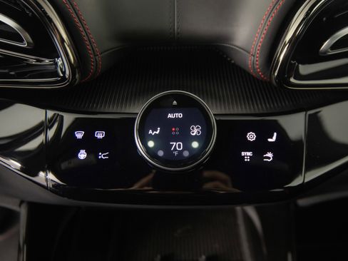 Certified 2025 Ferrari Purosangue AWD/4WD image 26