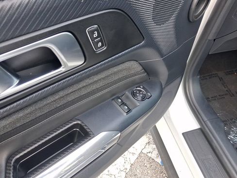 Used 2024 Ford Mustang GT RWD image 11