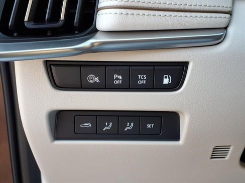 New 2026 MAZDA CX-90 Plug-In Hybrid w/ Premium Plus image 17