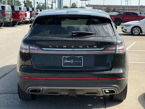 Used 2023 Lincoln Nautilus Reserve w/ Equipment Group 201A AWD/4WD image 5