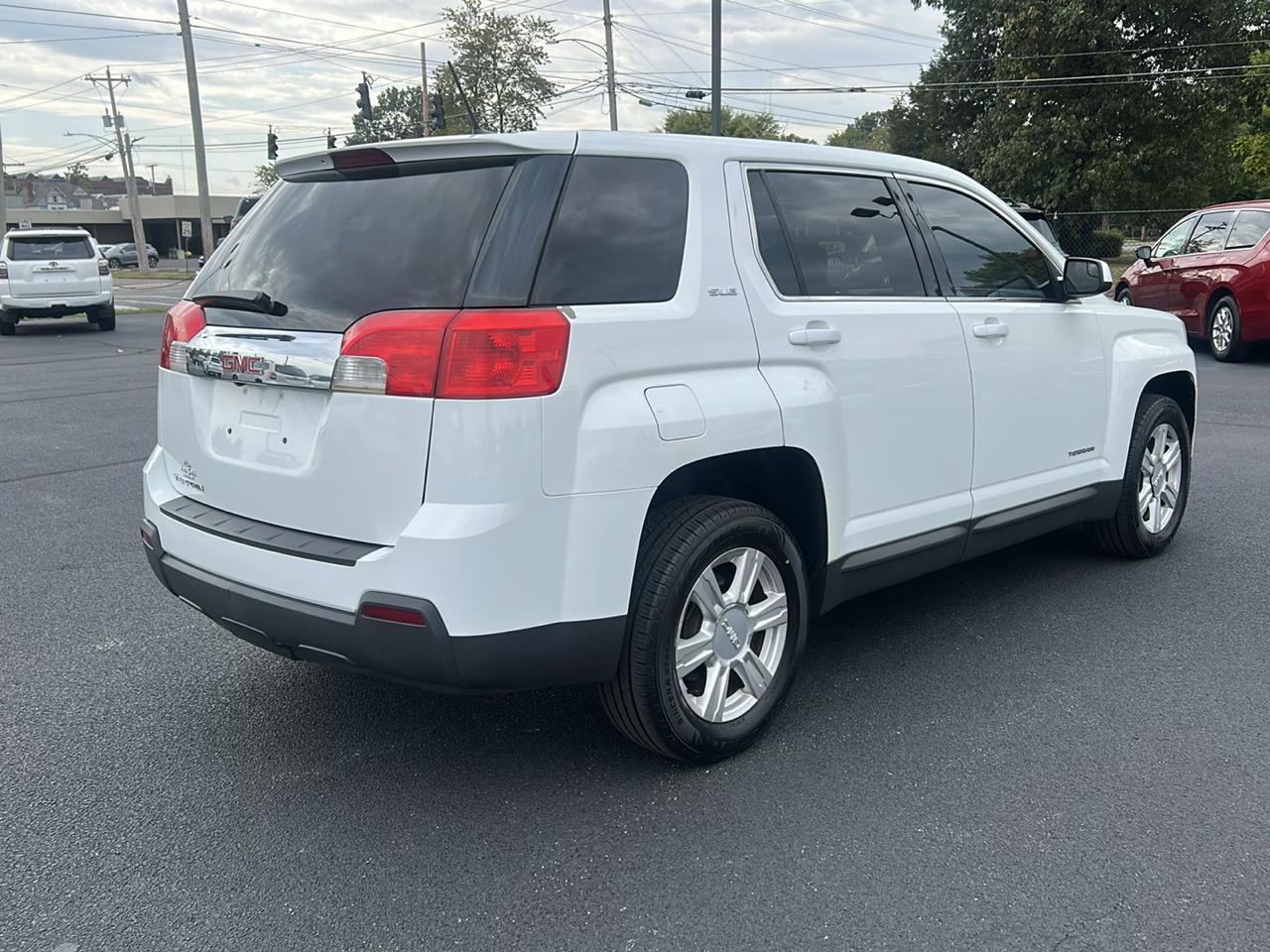 Used 2014 GMC Terrain SLE FWD image 5