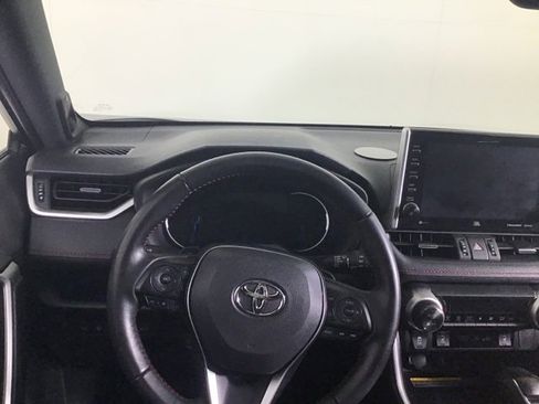 Used 2021 Toyota RAV4 XSE image 12