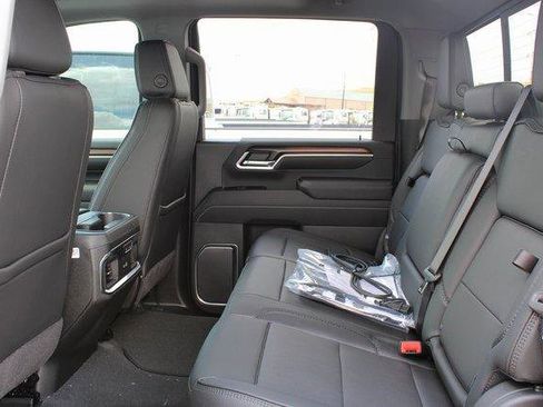 New 2025 GMC Sierra 2500 Denali w/ Technology Package image 11