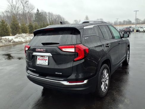 Used 2024 GMC Terrain SLT w/ Infotainment Package II AWD/4WD image 5