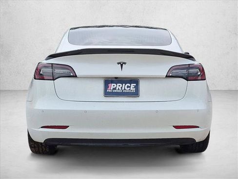 Used 2020 Tesla Model 3 Standard Range Plus RWD image 6