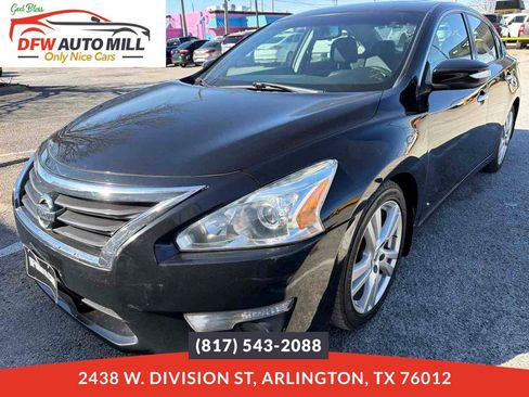Used 2015 Nissan Altima 3.5 SL image 1