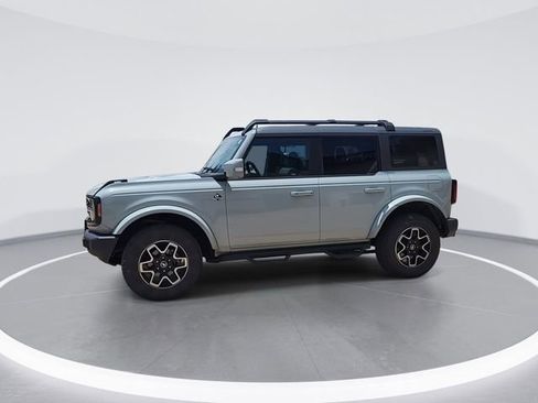 Used 2023 Ford Bronco Outer Banks image 3