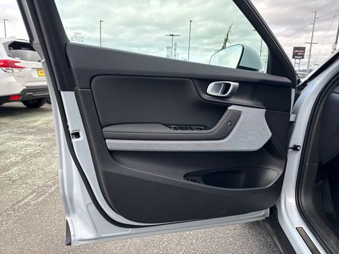 Used 2024 Polestar Polestar 2 image 17