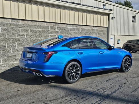 New 2026 Cadillac CT5 V image 8