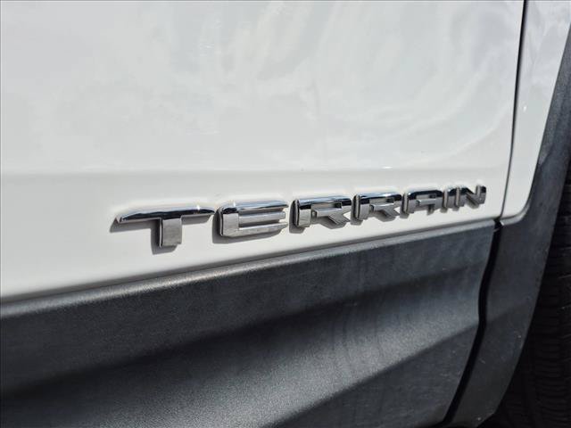 Used 2023 GMC Terrain SLT w/ LPO, Floor Liner Package FWD image 27