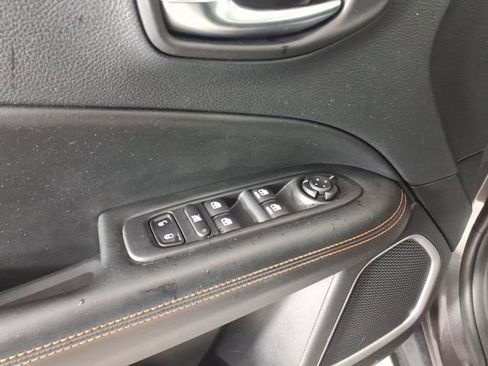 Used 2020 Jeep Compass Limited w/ Rear Convenience Group image 14